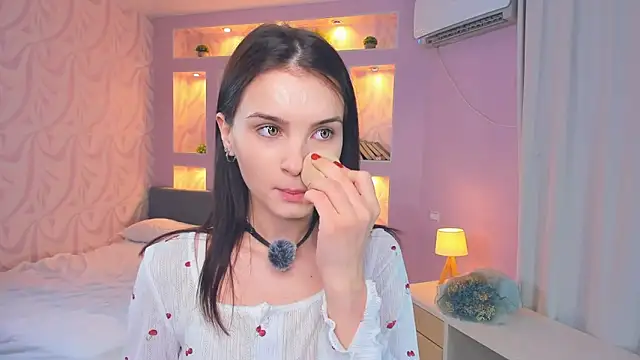 Snapshot of TeriRipka chatting on November 2, 2025, 6:46 pm TeriRipka online show from November 2, 2025, 6:46 pm