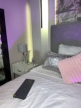 HannahCollyns online show from February 3, 2026, 4:12 pm