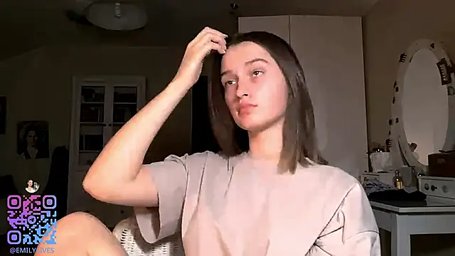 DarlineBrustera online show from November 28, 2025, 2:17 pm