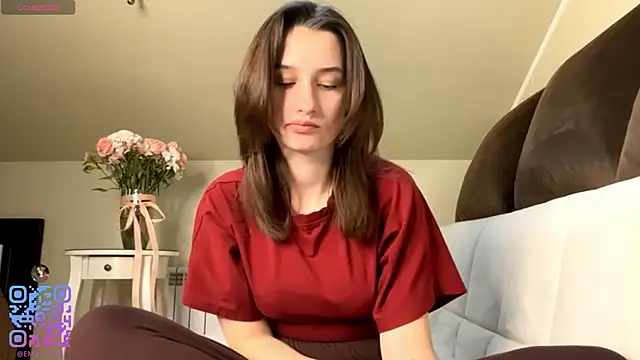 Snapshot of DarlineBrustera chatting on June 1, 2026, 2:06 pm DarlineBrustera online show from June 1, 2026, 2:06 pm