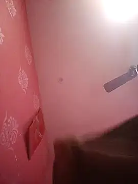 Snapshot of hotshreya69 chatting on November 14, 2025, 11:03 am hotshreya69 online show from November 14, 2025, 11:03 am