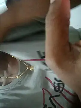 Snapshot of hotshreya69 chatting on November 8, 2025, 6:06 am hotshreya69 online show from November 8, 2025, 6:06 am