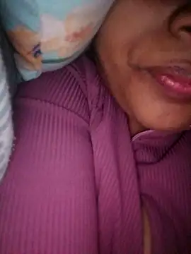 Snapshot of hotshreya69 chatting on December 3, 2025, 5:56 pm hotshreya69 online show from December 3, 2025, 5:56 pm