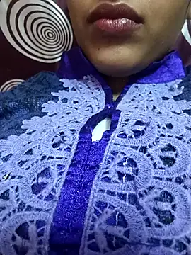 hotshreya69 online show from January 8, 2026, 6:58 pm