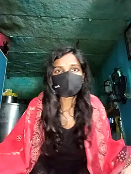 hotshreya69 online show from February 4, 2026, 4:13 pm