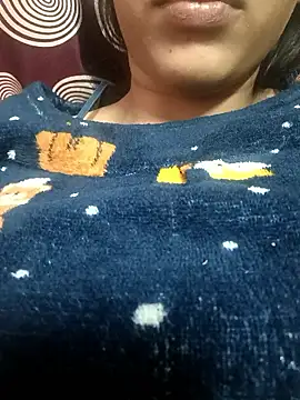 hotshreya69 online show from January 10, 2026, 10:54 am