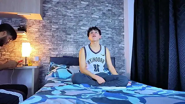 Snapshot of Theimperialboys_ chatting on February 8, 2026, 4:54 am Theimperialboys online show from February 8, 2026, 4:54 am