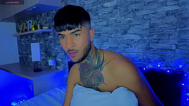 Snapshot of Theimperialboys_ chatting on March 12, 2026, 12:49 am Theimperialboys online show from March 12, 2026, 12:49 am