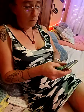 Snapshot of Sophierob1 chatting on September 22, 2025, 11:49 am Sophierob1 online show from September 22, 2025, 11:49 am