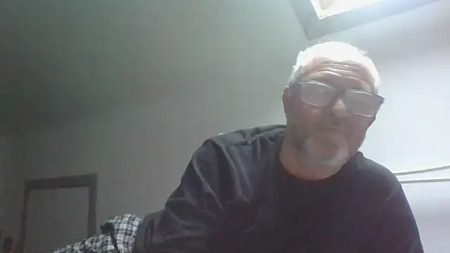 naughtygrandad1 online show from February 3, 2026, 10:31 am