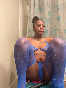 ObsessedWLyla online show from December 16, 2025, 10:19 am