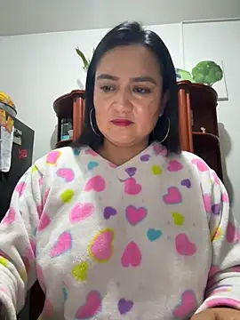 Snapshot of Rouse69_ chatting on October 30, 2025, 8:23 am Rouse69 online show from October 30, 2025, 8:23 am