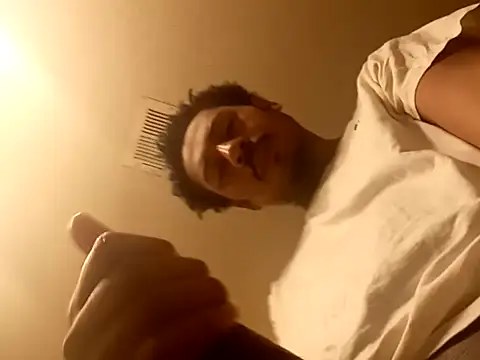 Snapshot of Yungandhungd chatting on September 27, 2025, 12:22 pm Yungandhungd online show from September 27, 2025, 12:22 pm