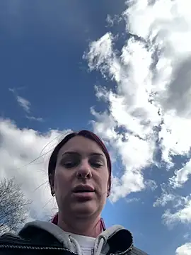 OliviaaFischer online show from March 12, 2026, 1:37 pm