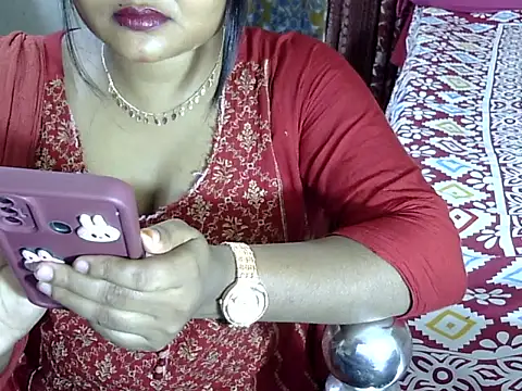 Nusrat Faria07 online show from September 21, 2025, 3:50 pm