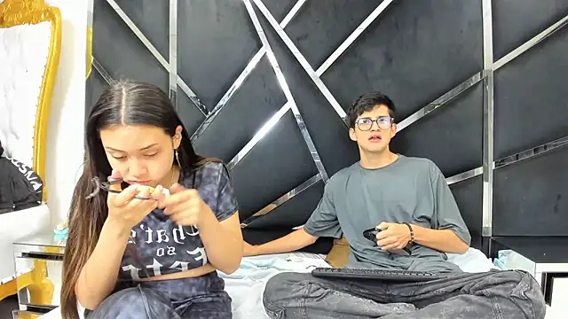 Snapshot of Noa_Arez chatting on February 6, 2026, 5:25 am Noa Arez online show from February 6, 2026, 5:25 am