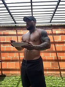 Snapshot of Andrew_Johnnson chatting on October 31, 2025, 4:14 pm Andrew Johnnson online show from October 31, 2025, 4:14 pm