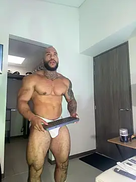 Snapshot of Andrew_Johnnson chatting on October 17, 2025, 6:43 pm Andrew Johnnson online show from October 17, 2025, 6:43 pm