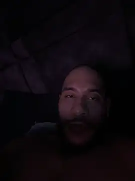 Snapshot of Andrew_Johnnson chatting on October 15, 2025, 5:17 am Andrew Johnnson online show from October 15, 2025, 5:17 am