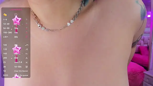Snapshot of _laaura_ chatting on June 10, 2026, 1:01 pm laaura online show from June 10, 2026, 1:01 pm