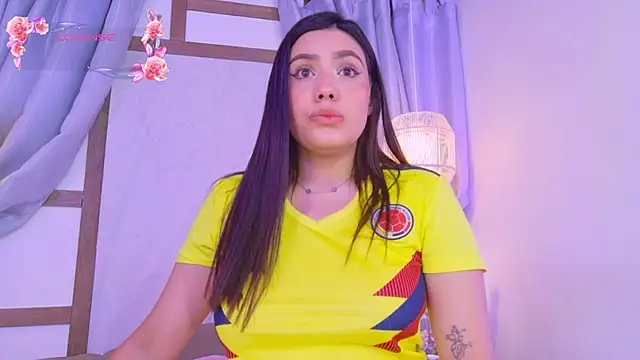 Snapshot of RenataLeclair chatting on June 23, 2026, 4:16 pm RenataLeclair online show from June 23, 2026, 4:16 pm
