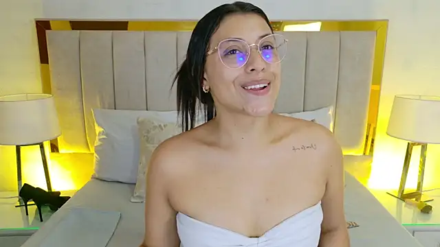 Lexxi gb online show from April 30, 2026, 8:38 pm