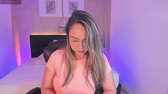 jessica hotxxx online show from November 12, 2025, 3:05 pm