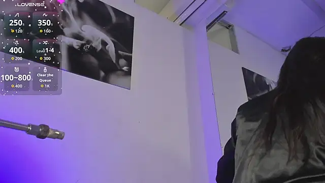 pretty78angel online show from October 9, 2025, 7:36 pm