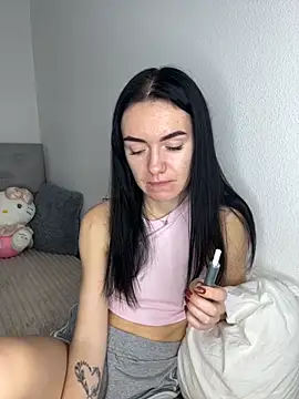 Snapshot of karrr__aaa chatting on November 21, 2025, 9:25 pm karrr aaa online show from November 21, 2025, 9:25 pm