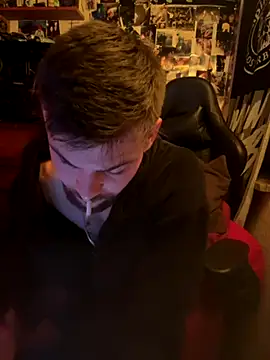 Snapshot of Mexxwell69 chatting on October 15, 2025, 10:40 pm Mexxwell69 online show from October 15, 2025, 10:40 pm