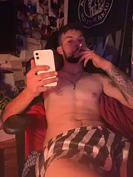 Snapshot of Mexxwell69 chatting on October 16, 2025, 11:24 pm Mexxwell69 online show from October 16, 2025, 11:24 pm