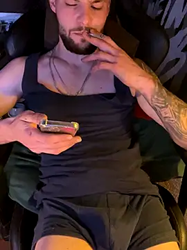 Snapshot of Mexxwell69 chatting on October 24, 2025, 11:59 pm Mexxwell69 online show from October 24, 2025, 11:59 pm