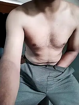 Snapshot of COme8989 chatting on February 24, 2026, 11:44 am COme8989 online show from February 24, 2026, 11:44 am