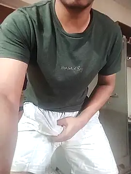 Snapshot of COme8989 chatting on February 11, 2026, 12:05 pm COme8989 online show from February 11, 2026, 12:05 pm