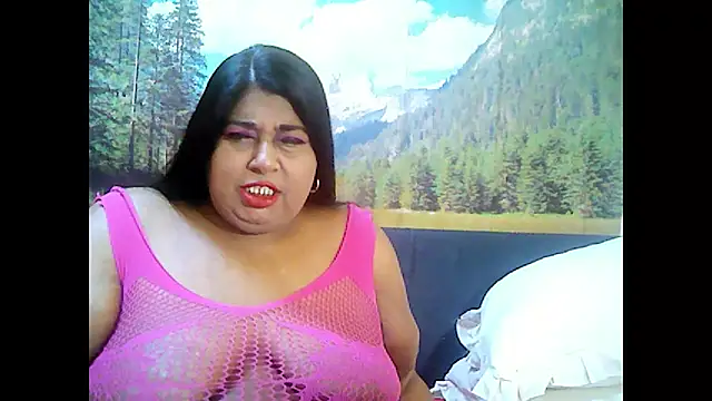 indianhoney694u online show from October 13, 2025, 5:20 am