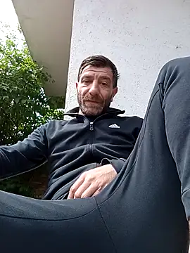 Alexdaniel89 online show from May 3, 2026, 11:04 am