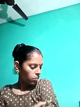 Suhana pandit online show from September 22, 2025, 10:16 pm