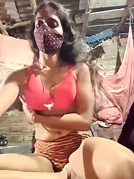 Snapshot of priyastrip314 chatting on October 31, 2025, 4:03 pm priyastrip314 online show from October 31, 2025, 4:03 pm