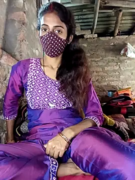 Snapshot of priyastrip314 chatting on November 3, 2025, 6:51 am priyastrip314 online show from November 3, 2025, 6:51 am