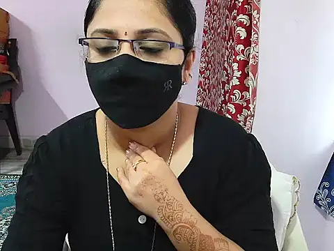 Snapshot of jannu6482 chatting on November 30, 2025, 7:53 am jannu6482 online show from November 30, 2025, 7:53 am