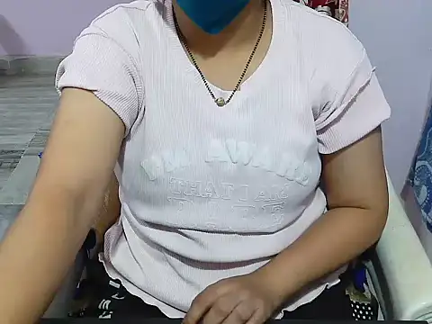 Snapshot of jannu6482 chatting on June 16, 2026, 3:56 pm jannu6482 online show from June 16, 2026, 3:56 pm