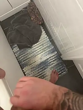 biversboy online show from March 11, 2026, 6:35 pm