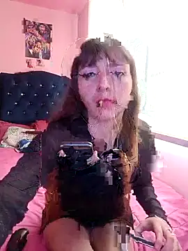 Sophiespenser online show from March 25, 2026, 3:33 pm