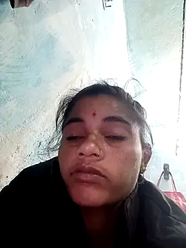 PoojaPleasure online show from November 17, 2025, 7:40 pm