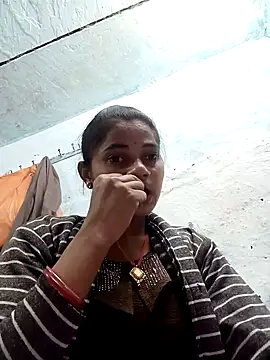 PoojaPleasure online show from November 18, 2025, 3:59 pm