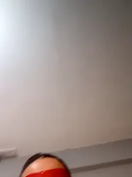 Maskelihatun online show from December 14, 2025, 1:49 pm