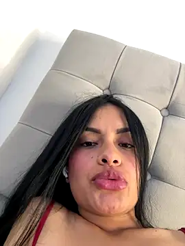 Melissa coch online show from November 4, 2025, 3:38 pm