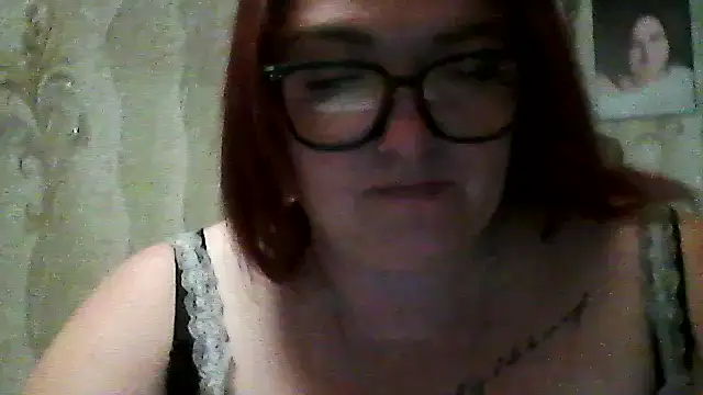 Snapshot of AngelQSky chatting on September 16, 2025, 7:15 pm AngelQSky online show from September 16, 2025, 7:15 pm