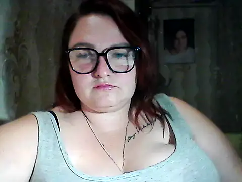 Snapshot of AngelQSky chatting on October 26, 2025, 6:52 pm AngelQSky online show from October 26, 2025, 6:52 pm