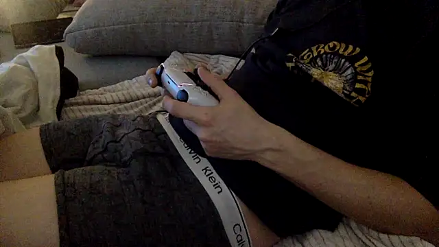 Breezydicksn online show from November 8, 2025, 5:11 am